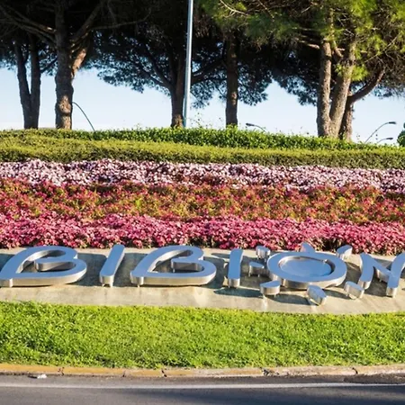 Close To Promenade