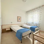 Close To Promenade ביביונה