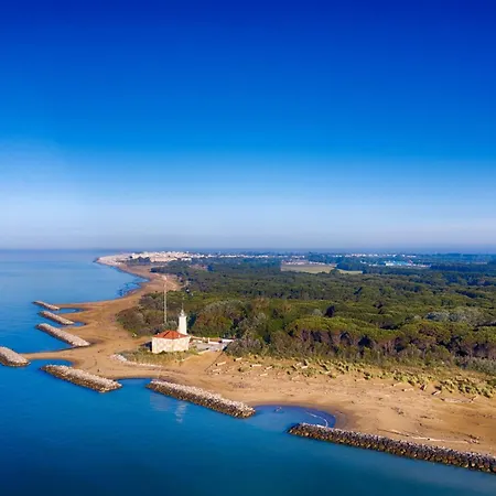 Close To Promenade شقة *