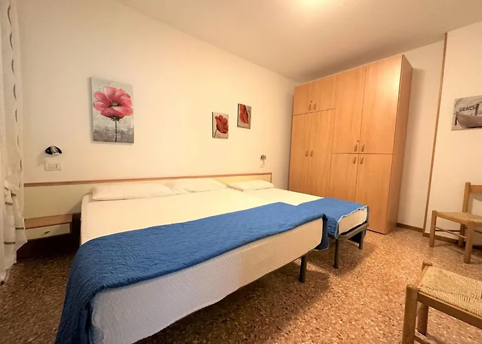 Апартаменти Close To Promenade