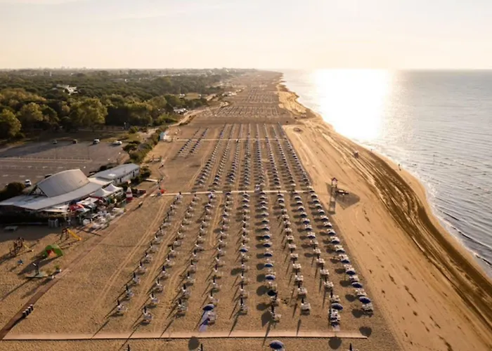 Апартаменти Close To Promenade