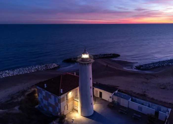 Close To Promenade Апартаменти *